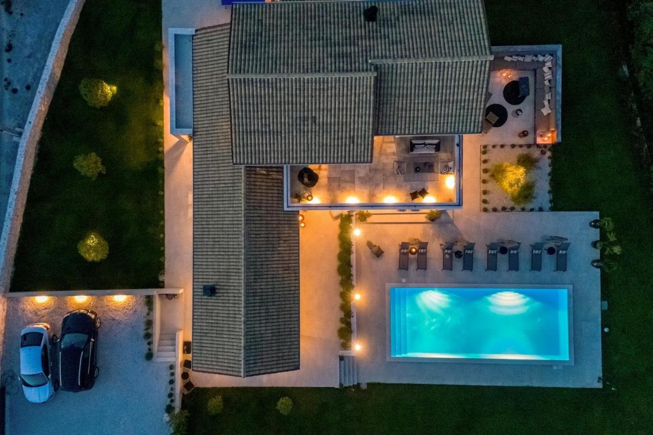 Villa Nautilus Rapavel ภายนอก รูปภาพ